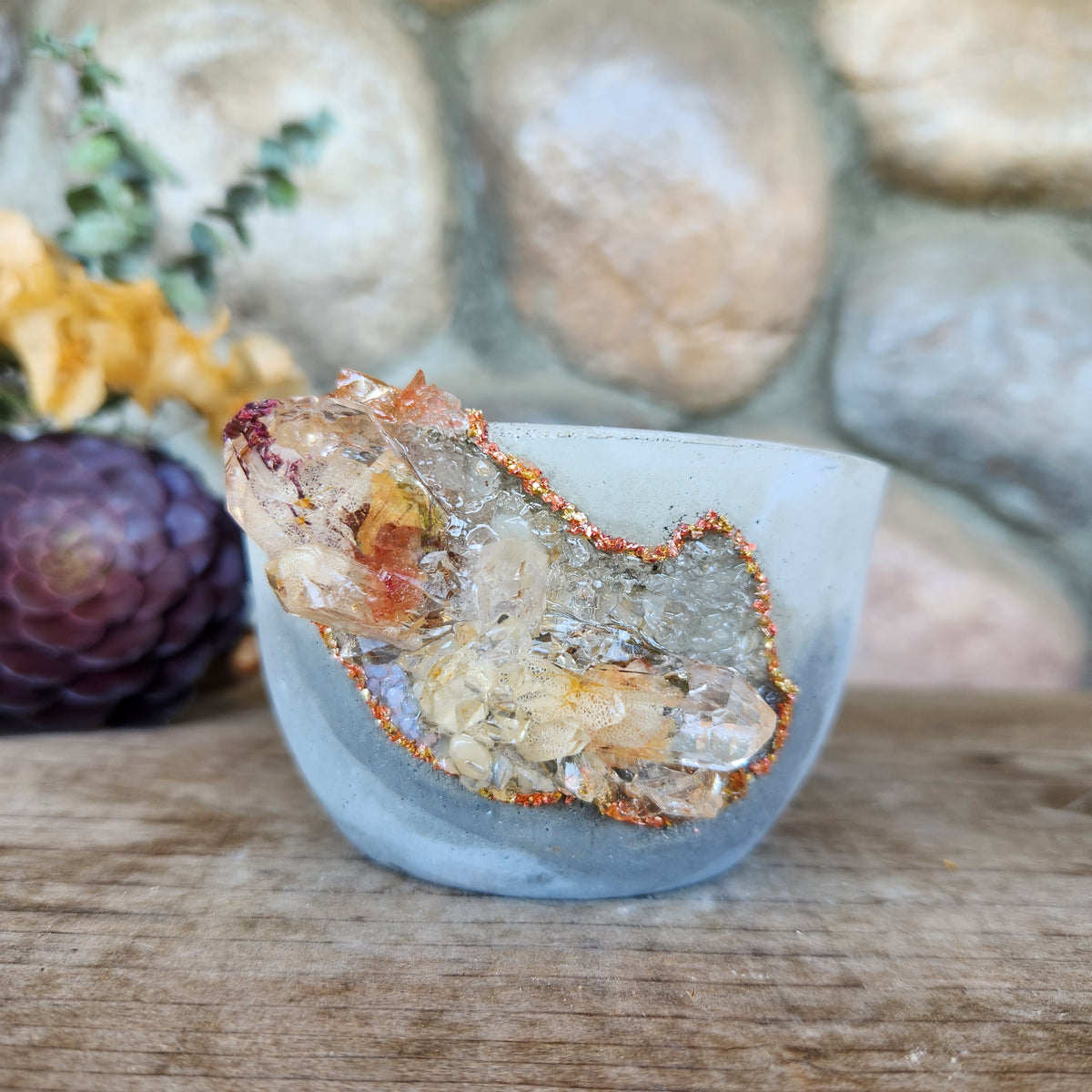 (#708) Rust & White Multi Flower Crystal Geode - Sm Pot*Curve