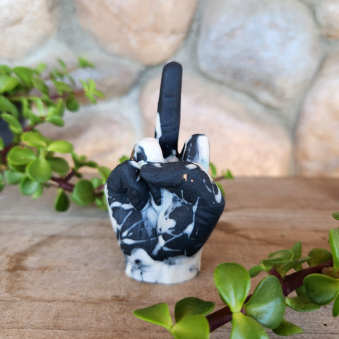 (#1115) Jesmonite Middle Finger Ring Holder - B&W
